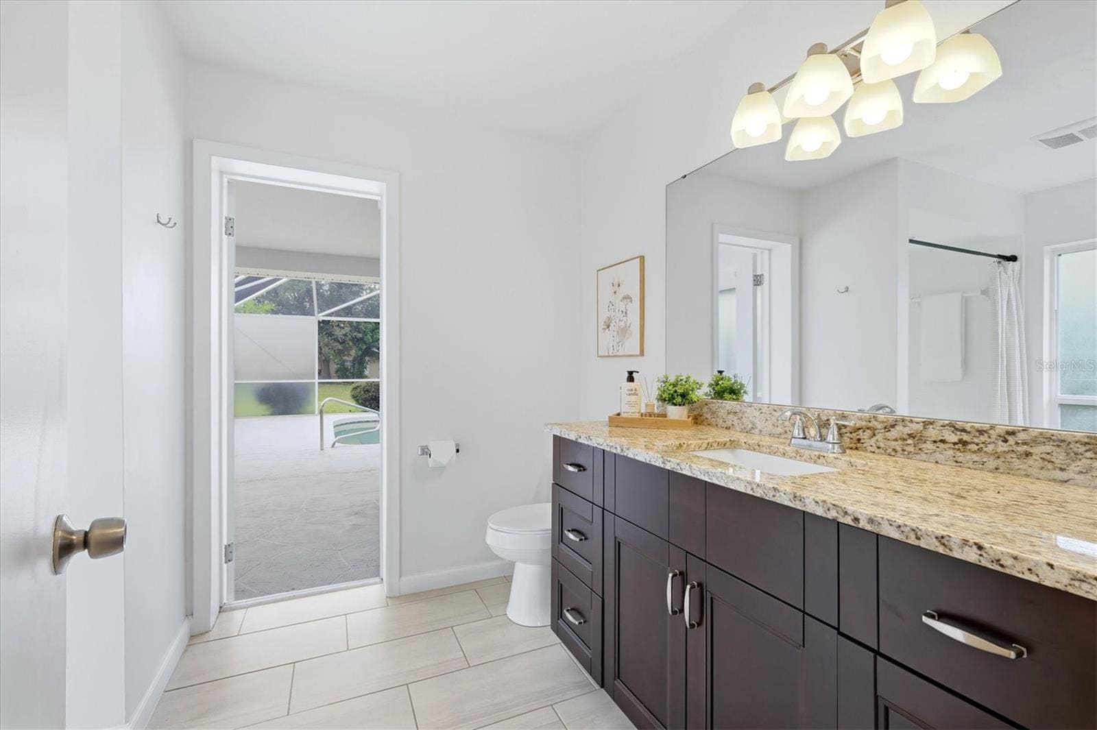 1010 MALIBU COURT, Venice, FL 34293 1010 MALIBU COURT, Venice, FL 34293