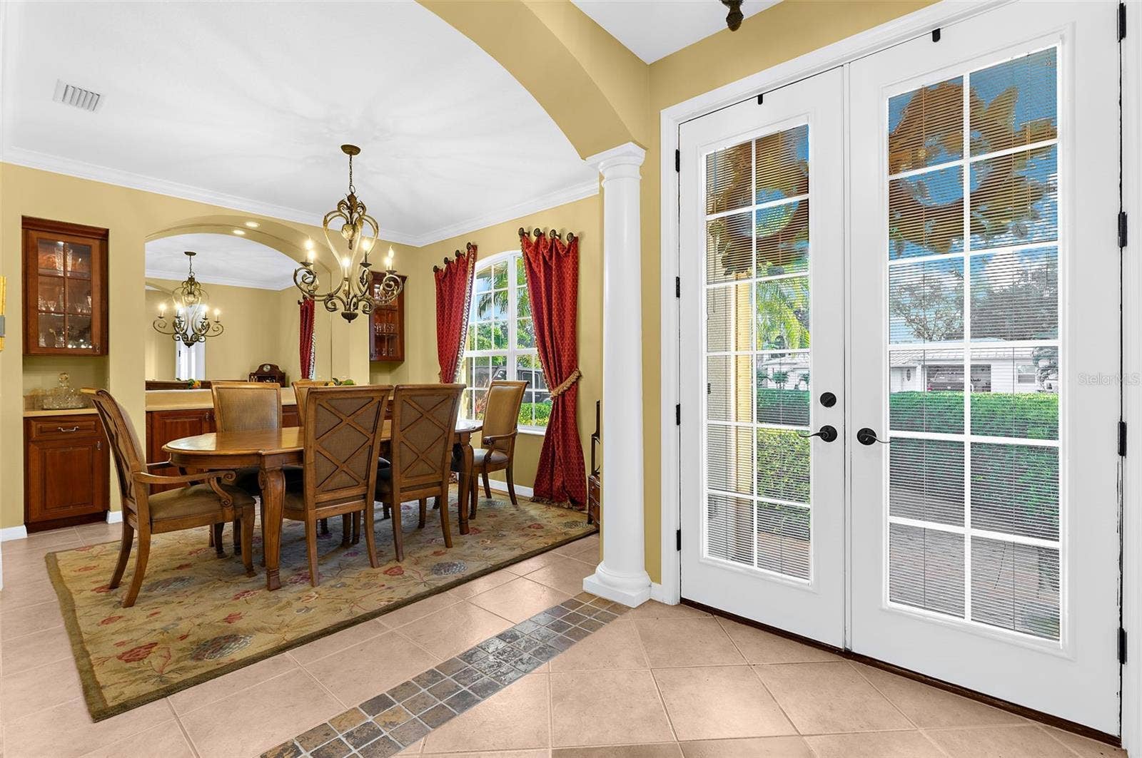 2524 JEFFERSON CIRCLE, Sarasota, FL 34239