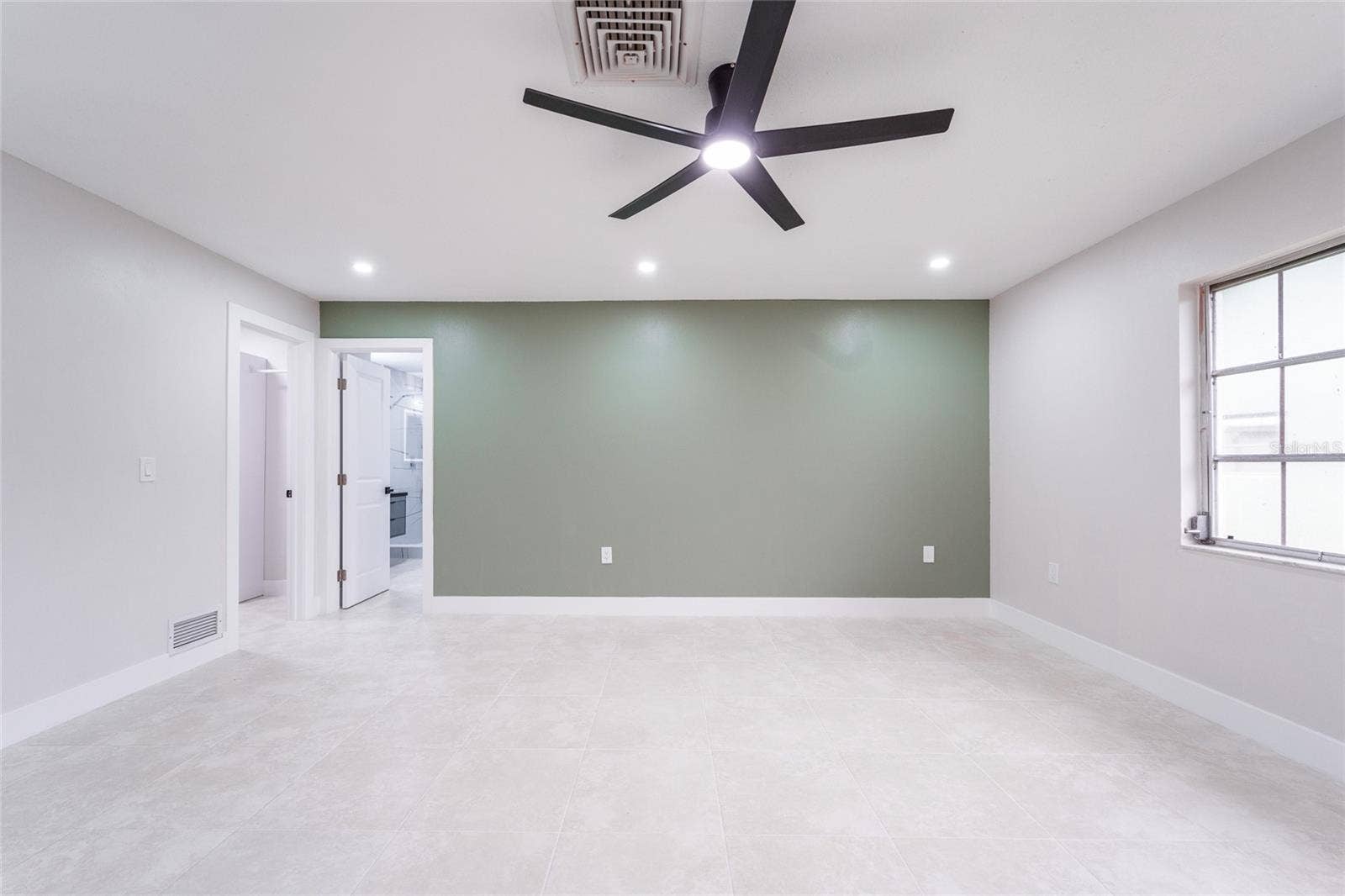 1149 S CYPRESS POINT DRIVE, Venice, FL 34293 1149 S CYPRESS POINT DRIVE, Venice, FL 34293