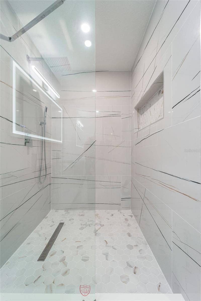 1149 S CYPRESS POINT DRIVE, Venice, FL 34293 1149 S CYPRESS POINT DRIVE, Venice, FL 34293
