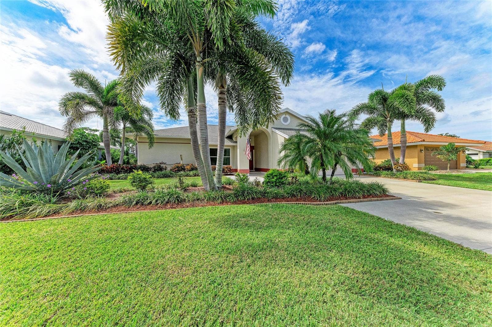 4204 PRO AM AVENUE E, Bradenton, FL 34203 4204 PRO AM AVENUE E, Bradenton, FL 34203