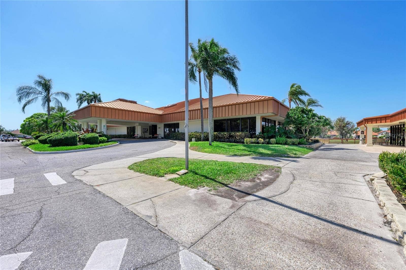 4204 PRO AM AVENUE E, Bradenton, FL 34203 4204 PRO AM AVENUE E, Bradenton, FL 34203