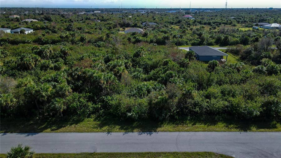 Property photo for 19417 BOULDER AVENUE, Port Charlotte, FL