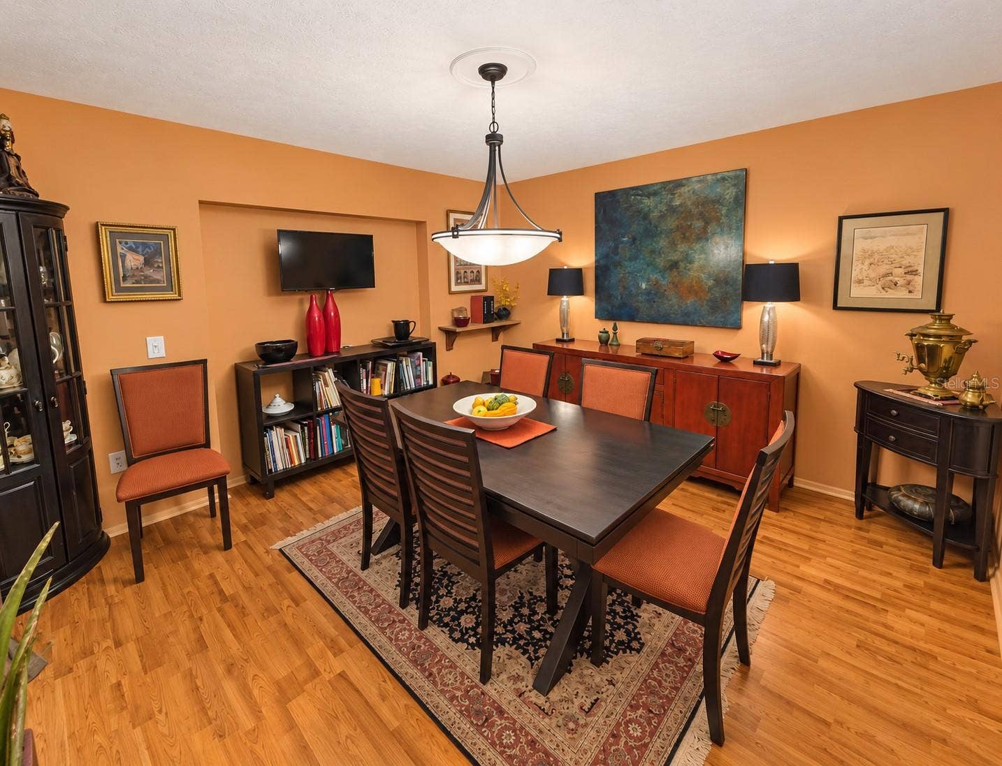 Bed/den 3 being used as Dining Room