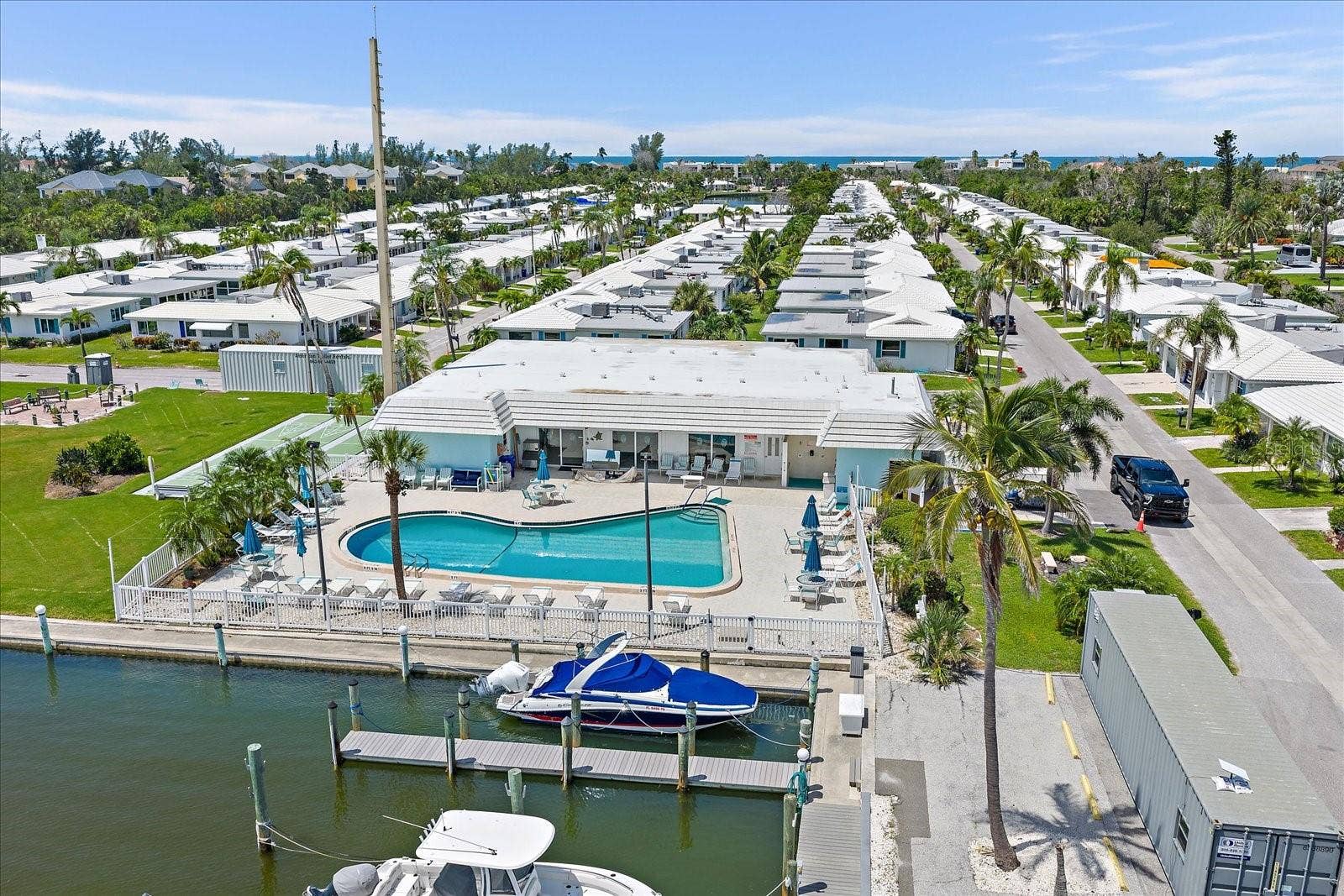 738 SPANISH DRIVE S, #98, Longboat Key, FL 34228