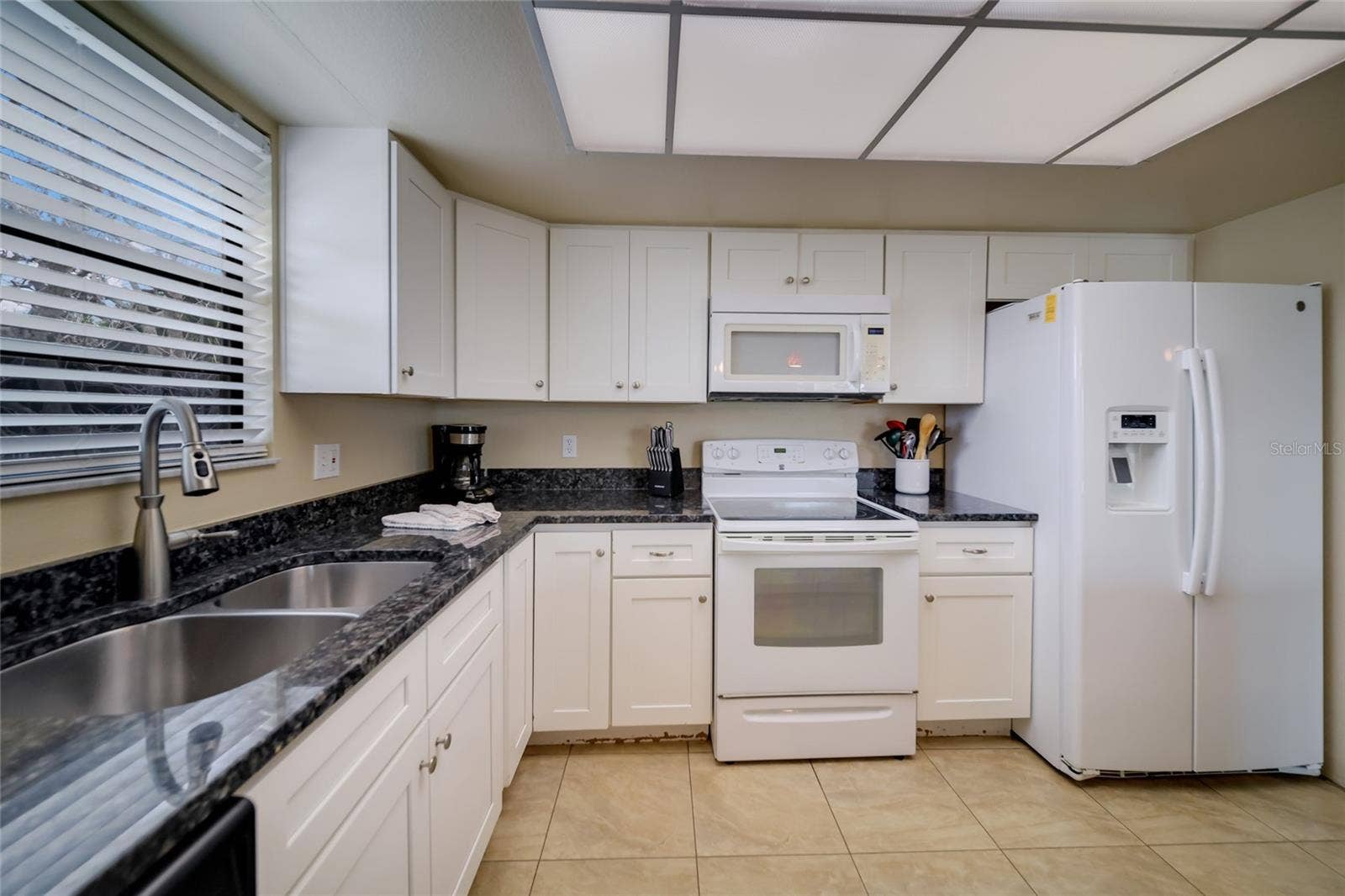 313 MAGNOLIA AVENUE, Anna Maria, FL 34216 313 MAGNOLIA AVENUE, Anna Maria, FL 34216