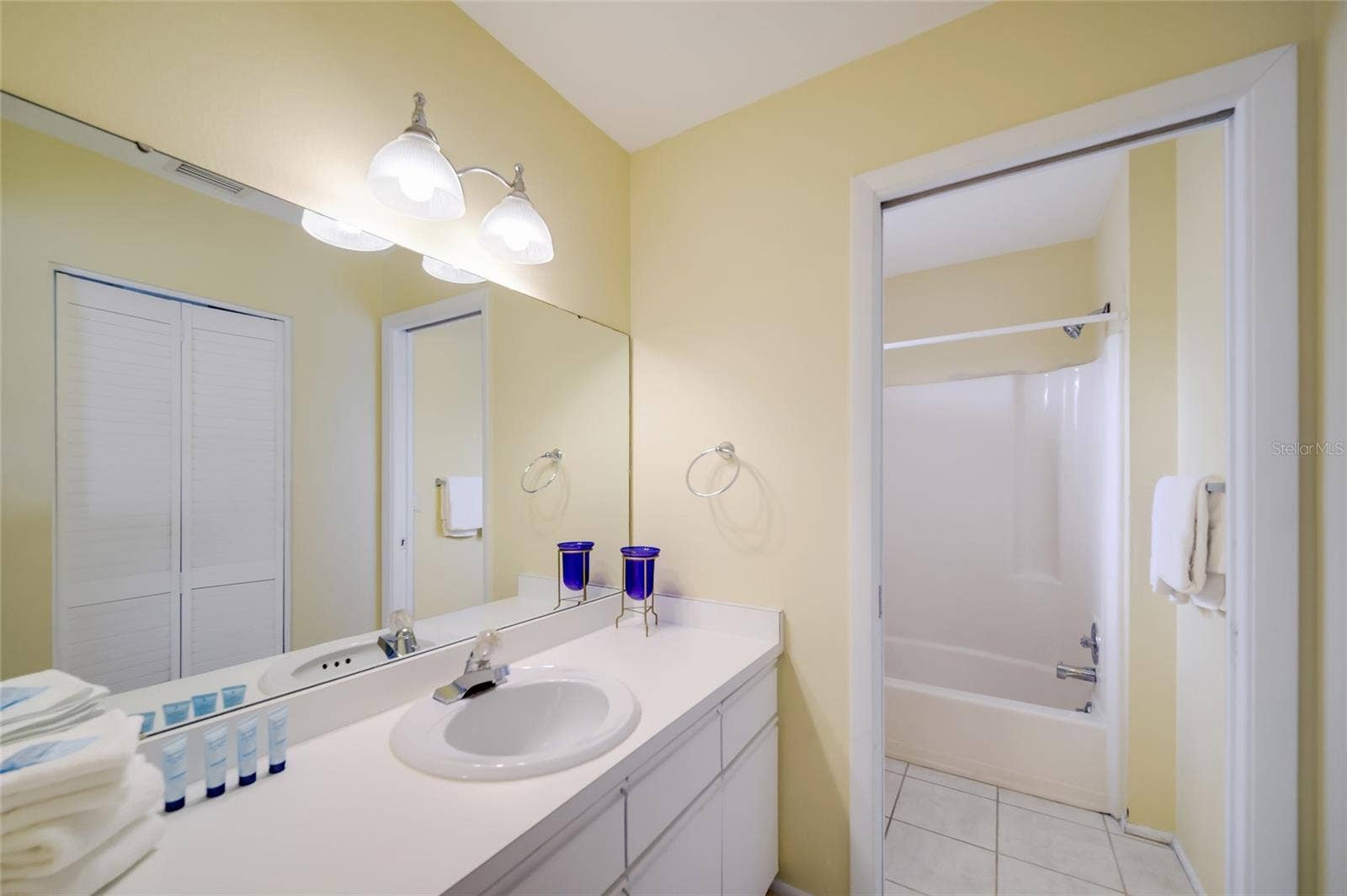 313 MAGNOLIA AVENUE, Anna Maria, FL 34216 313 MAGNOLIA AVENUE, Anna Maria, FL 34216