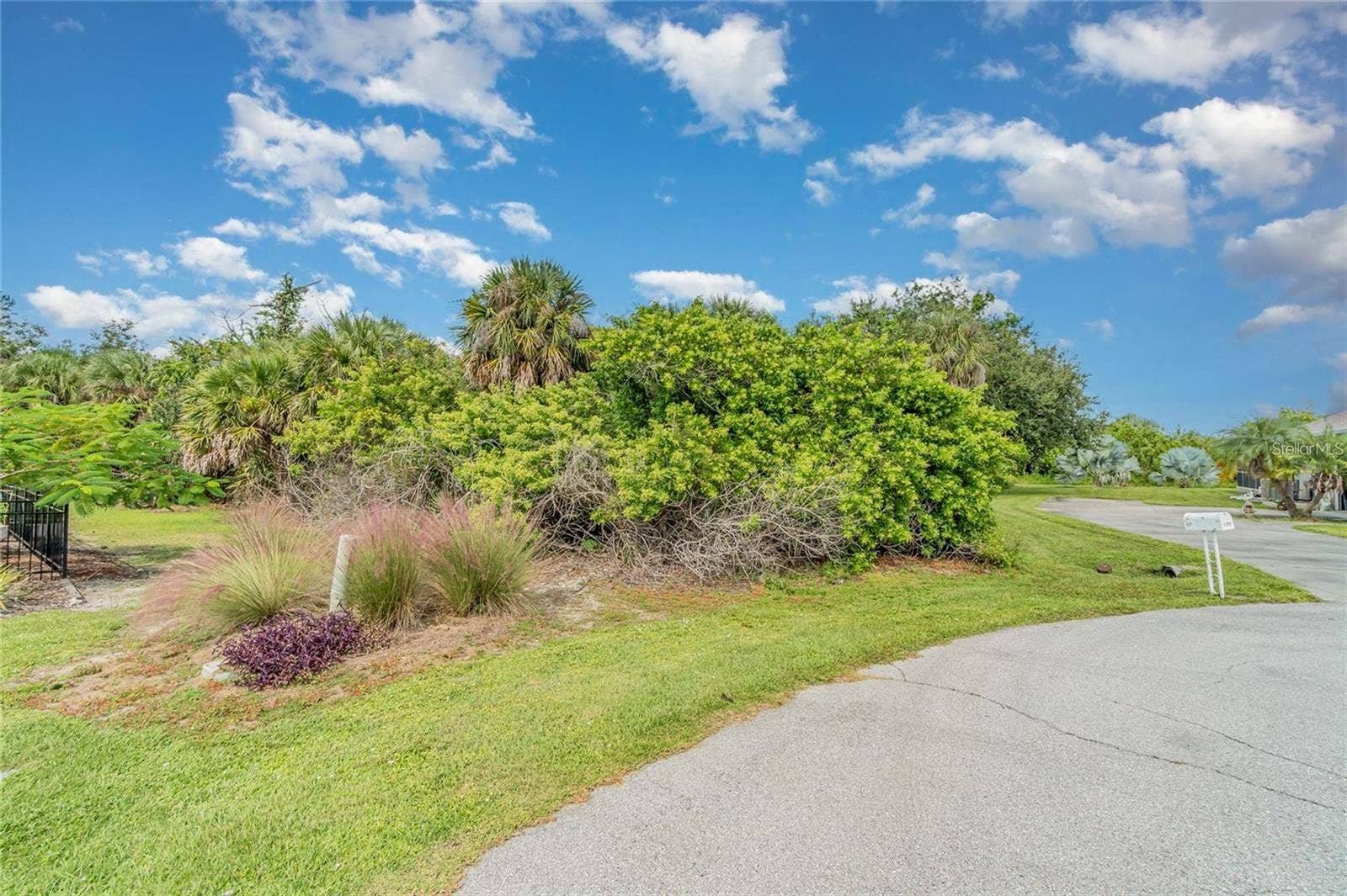 254 SPRING DRIVE, Rotonda West, FL 33947