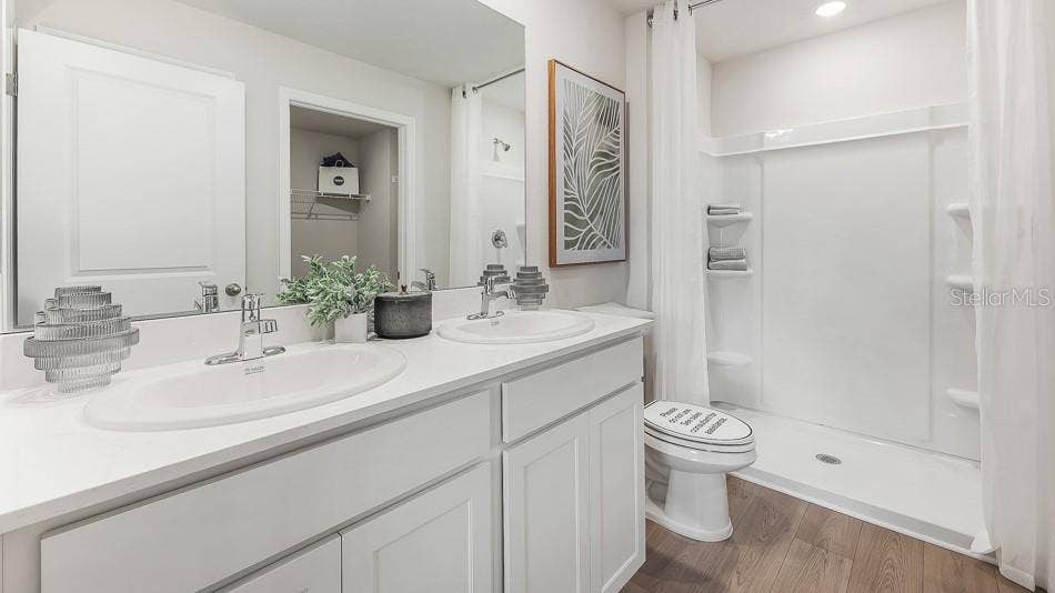1700 QUEEN STREET S, St Petersburg, FL 33712 1700 QUEEN STREET S, St Petersburg, FL 33712