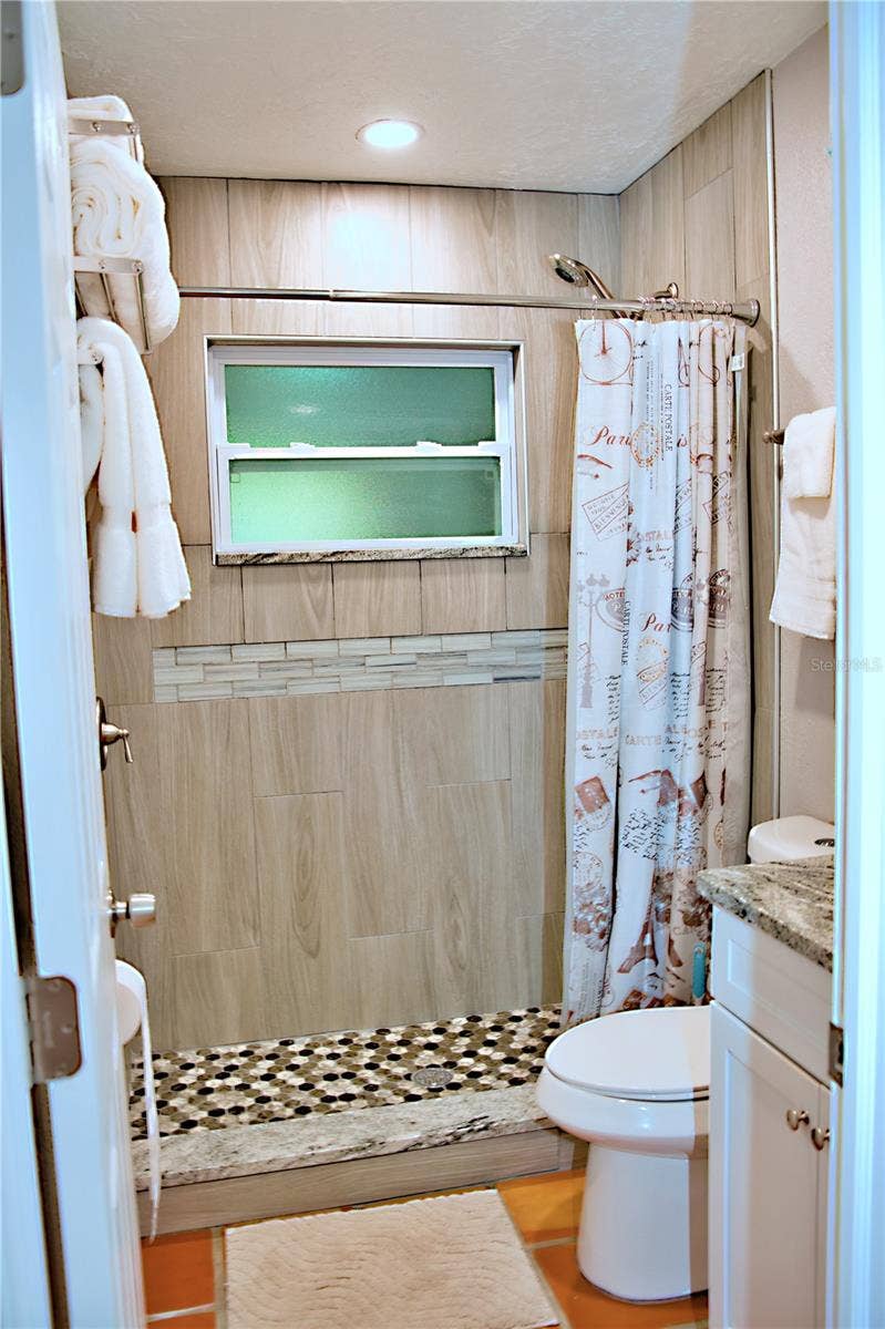 2117 3RD AVENUE E, Bradenton, FL 34208 Bathroom