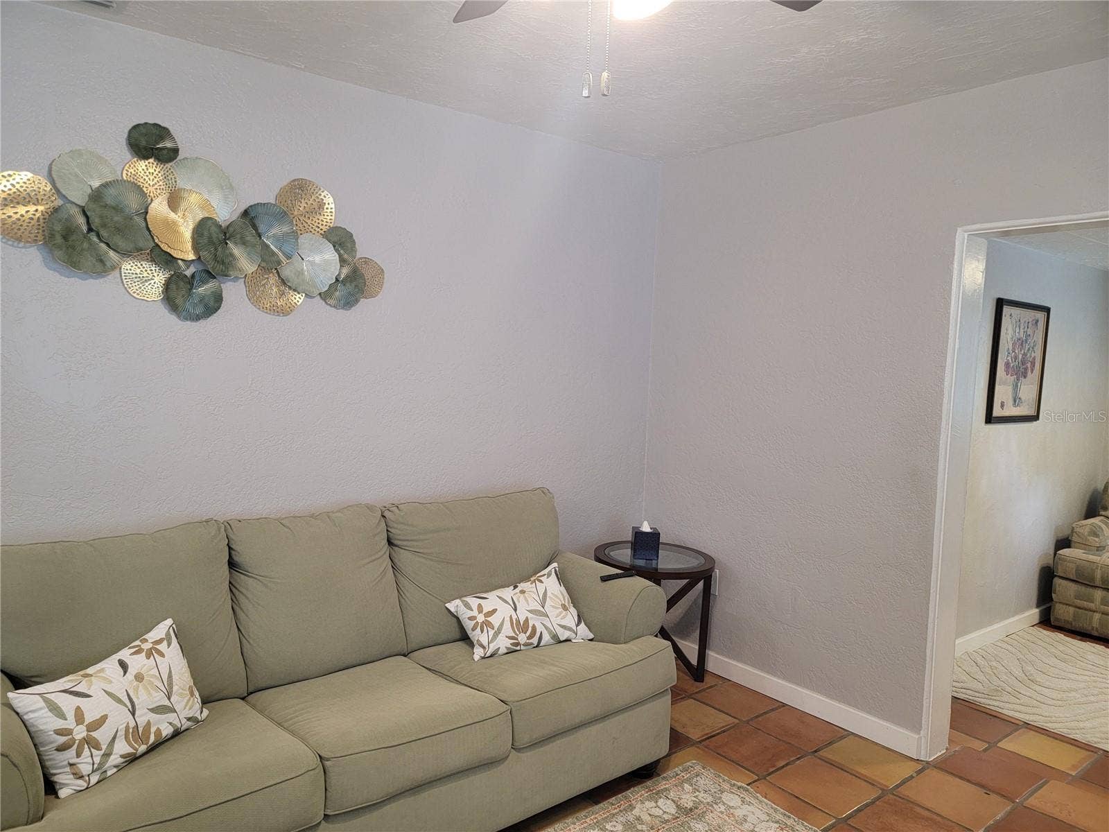 2117 3RD AVENUE E, Bradenton, FL 34208 2119 living room