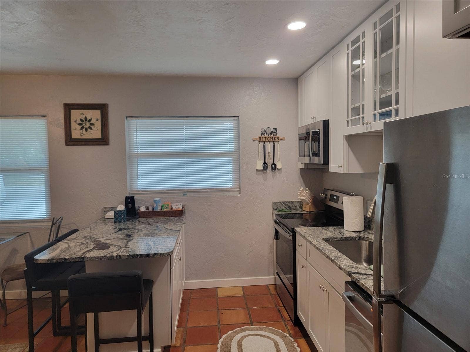 2117 3RD AVENUE E, Bradenton, FL 34208 2117 3RD AVENUE E, Bradenton, FL 34208
