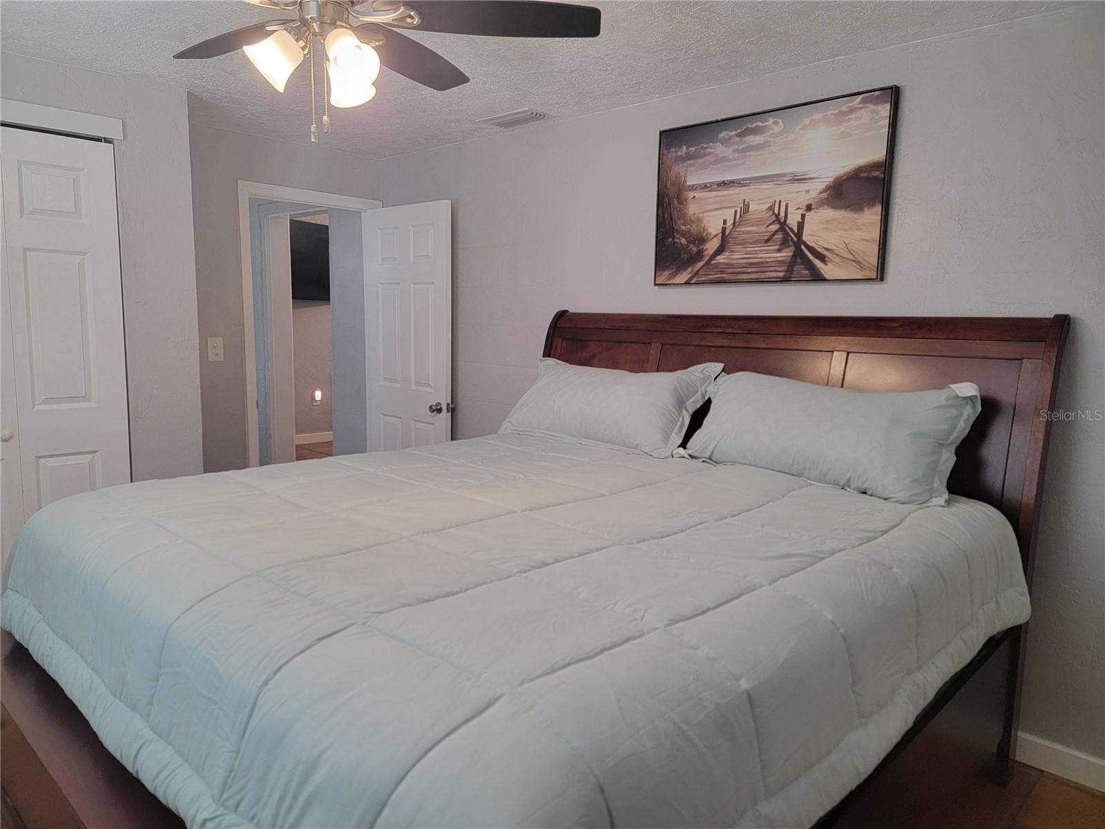 2117 3RD AVENUE E, Bradenton, FL 34208 2119 bed 2 view 2