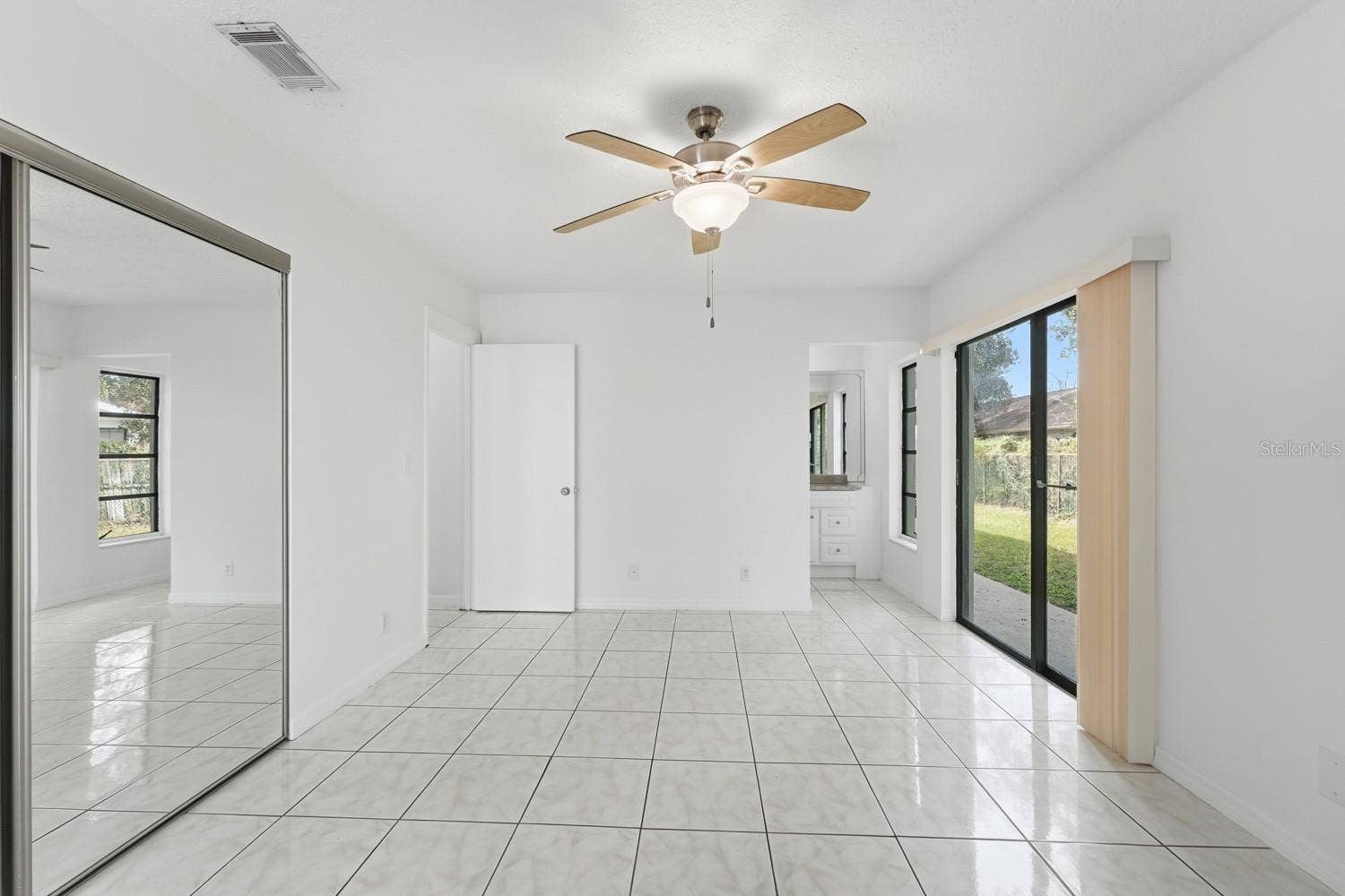 39 CHIP COURT, Kissimmee, FL 34759 39 CHIP COURT, Kissimmee, FL 34759