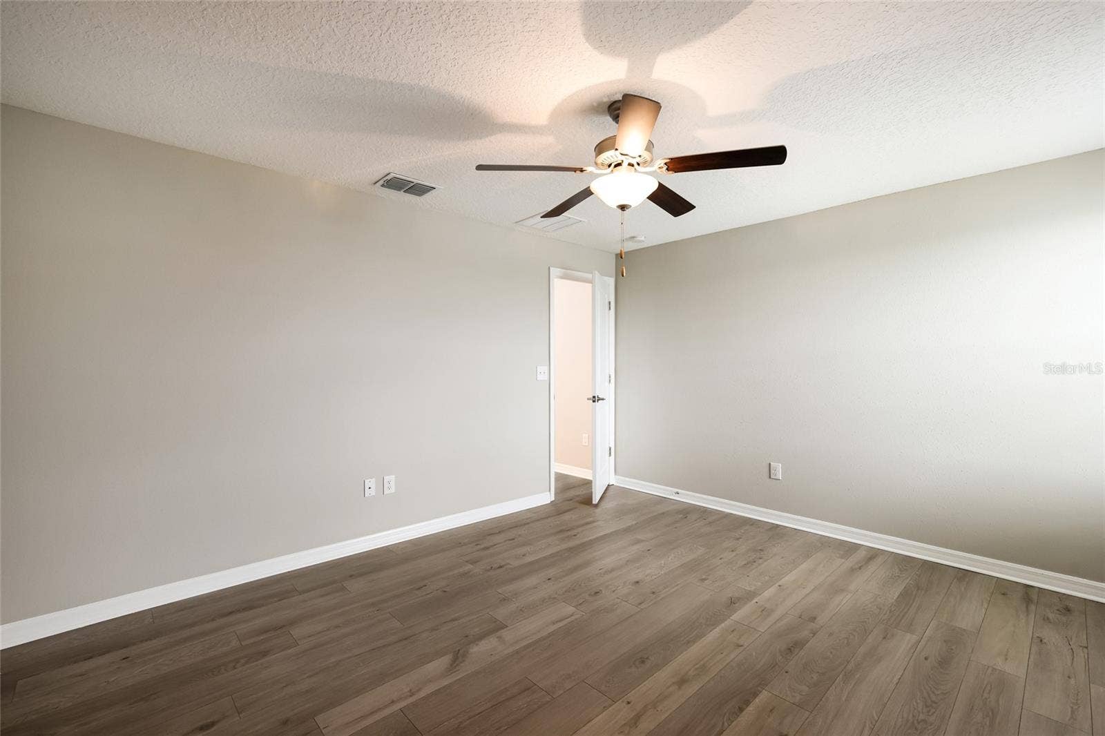 3160 OYSTER COVE STREET, Wimauma, FL 33598