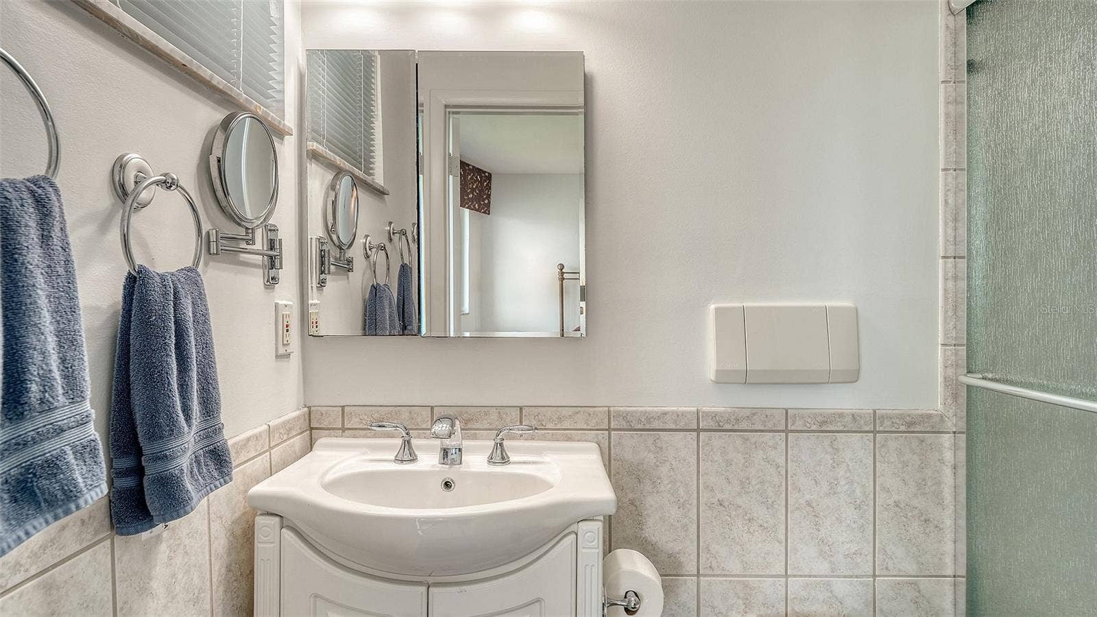 777 JOHN RINGLING BOULEVARD, #36, Sarasota, FL 34236