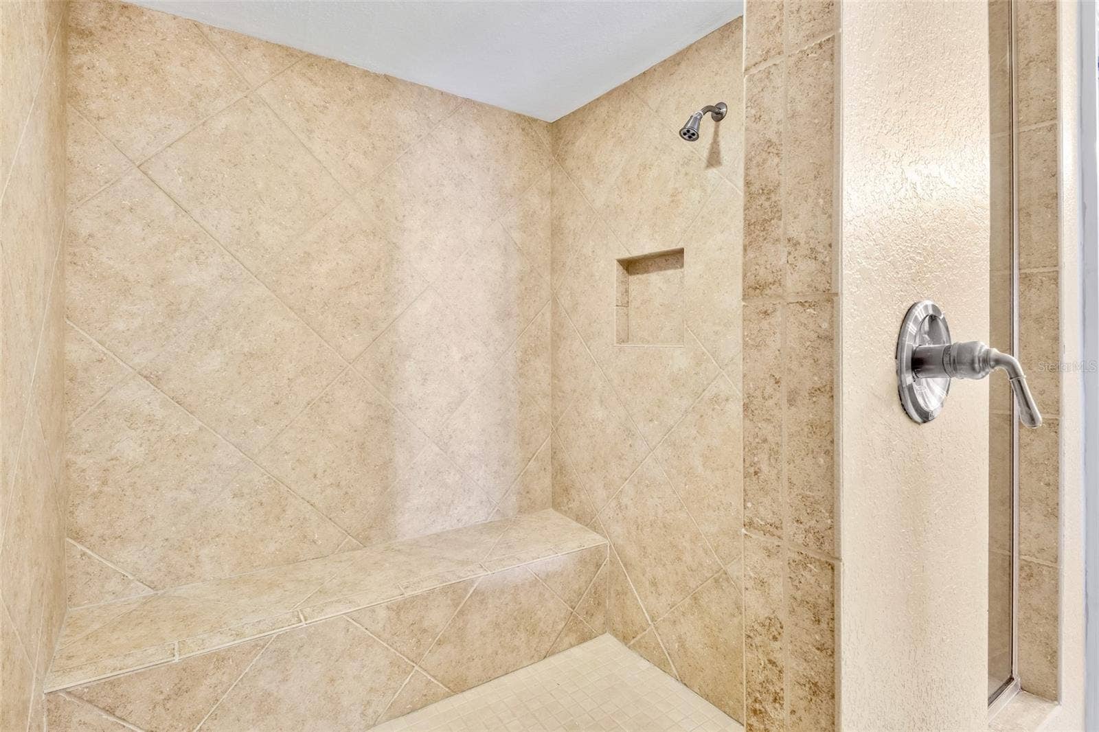2825 TERRA CEIA BAY BOULEVARD, #1402, Palmetto, FL 34221 Large walk-in shower.
