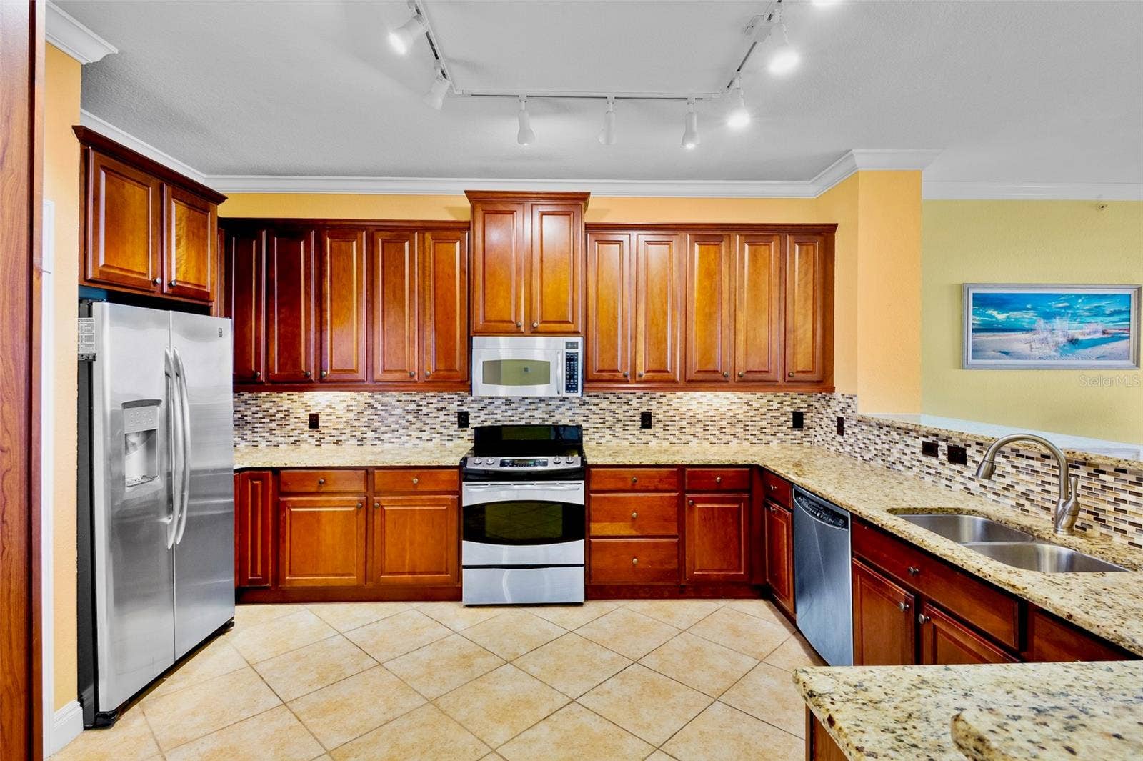 2825 TERRA CEIA BAY BOULEVARD, #1402, Palmetto, FL 34221 Oversized kitchen with tons of storage and counterspace.