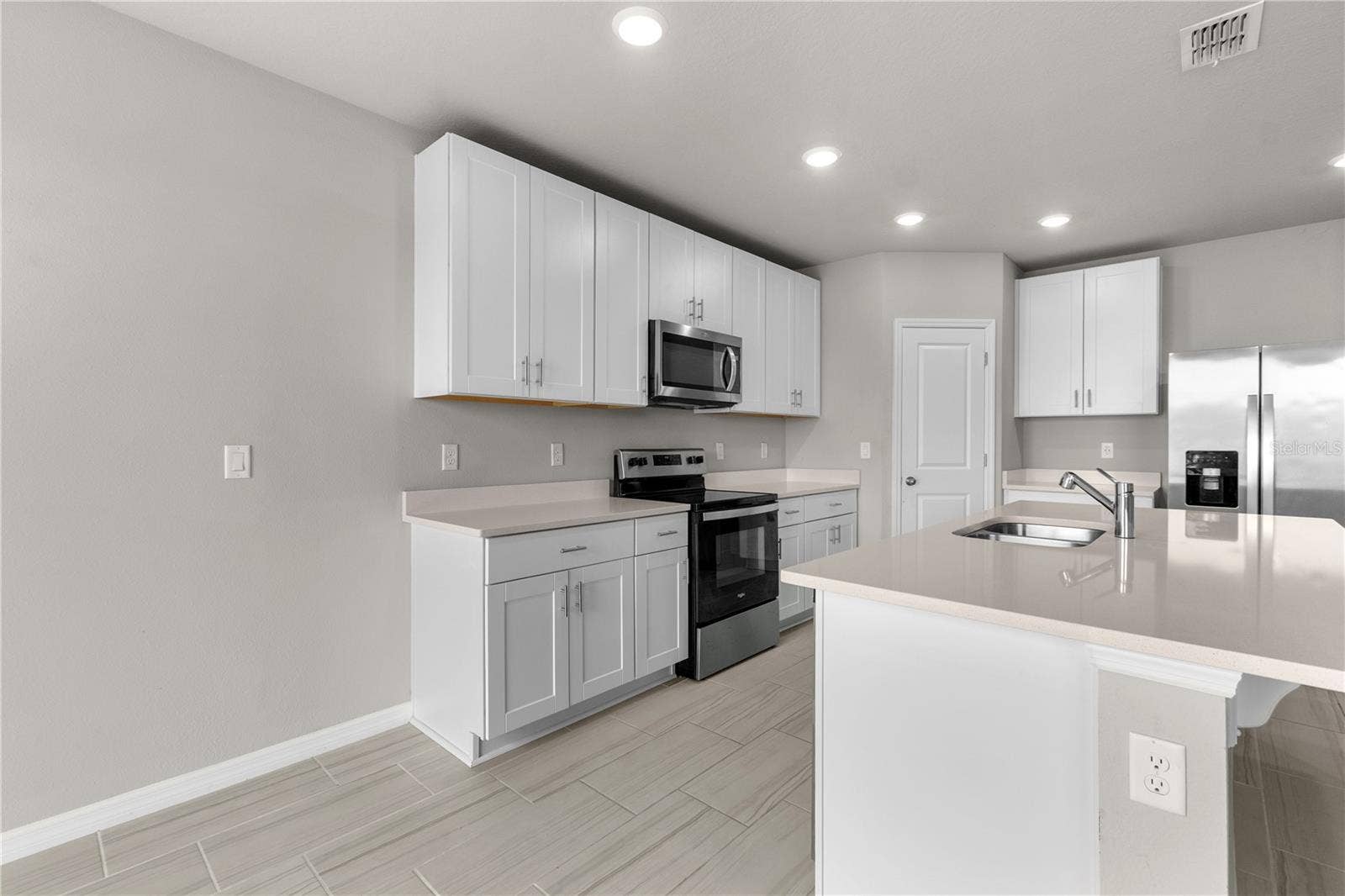 13911 RICHLAND GULF CIRCLE, Parrish, FL 34219 13911 RICHLAND GULF CIRCLE, Parrish, FL 34219