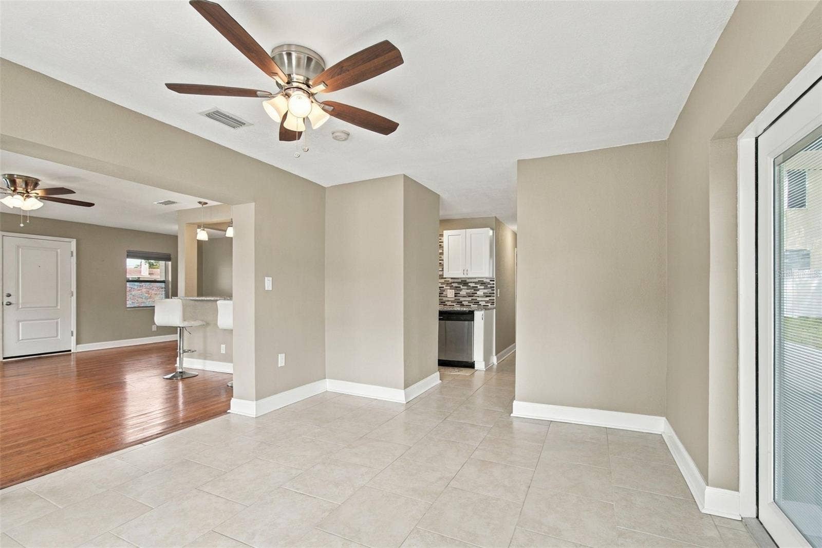 5441 113TH STREET, Seminole, FL 33772 5441 113TH STREET, Seminole, FL 33772