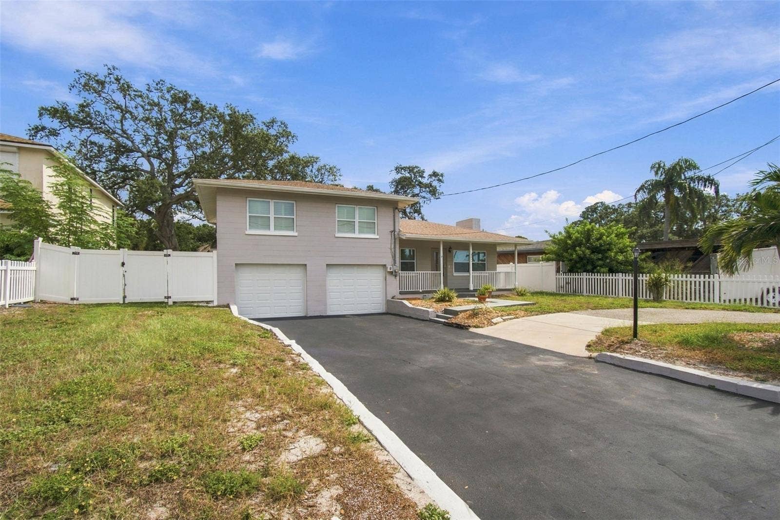 5441 113TH STREET, Seminole, FL 33772 5441 113TH STREET, Seminole, FL 33772