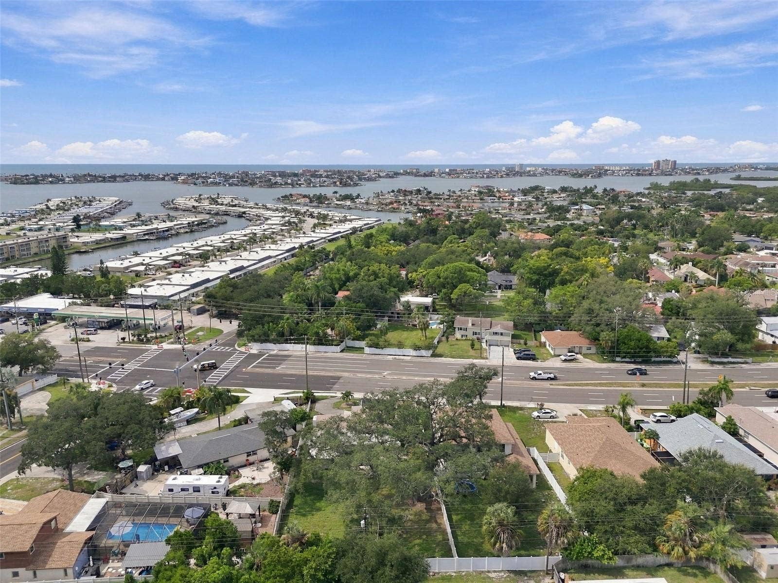 5441 113TH STREET, Seminole, FL 33772 5441 113TH STREET, Seminole, FL 33772