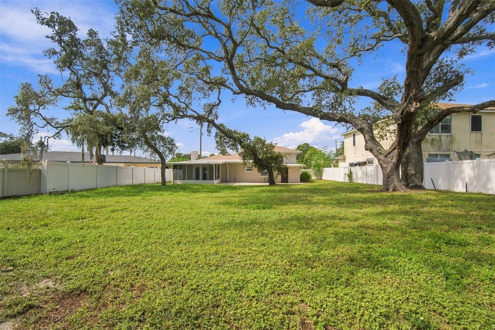 5441 113TH STREET, Seminole, FL 33772 5441 113TH STREET, Seminole, FL 33772