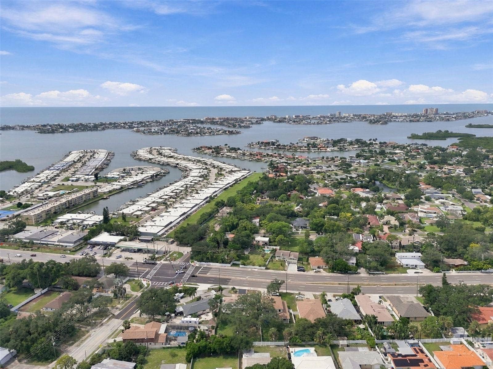5441 113TH STREET, Seminole, FL 33772 5441 113TH STREET, Seminole, FL 33772