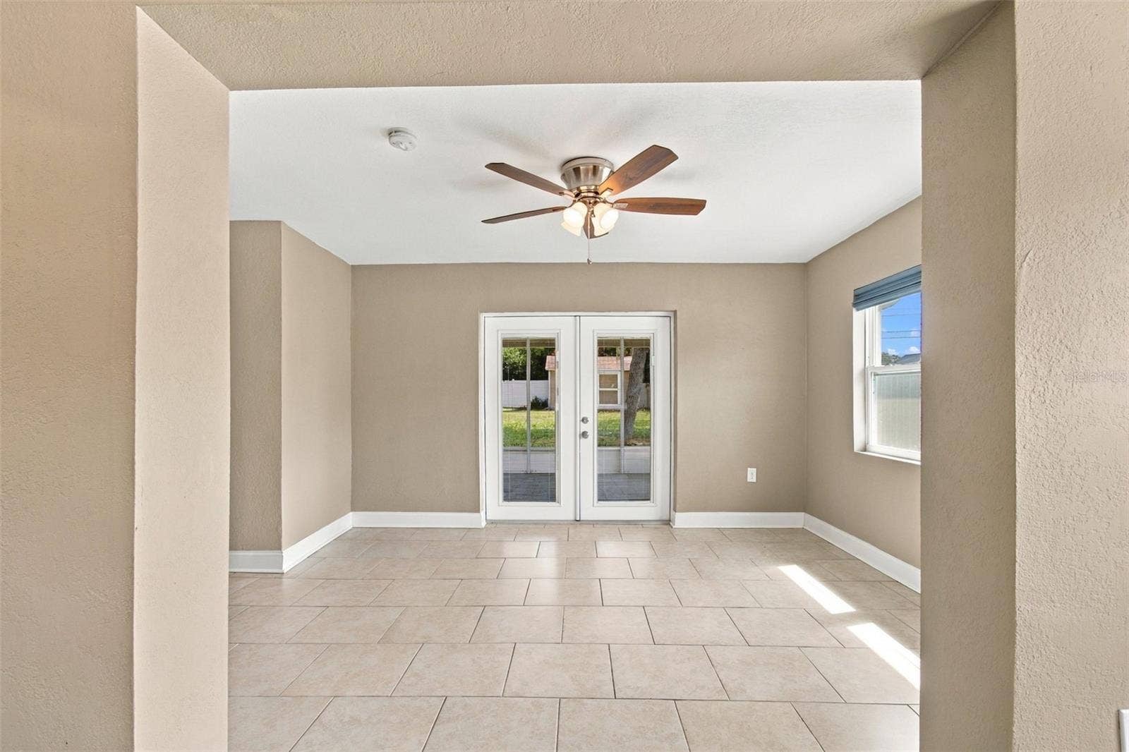 5441 113TH STREET, Seminole, FL 33772 5441 113TH STREET, Seminole, FL 33772