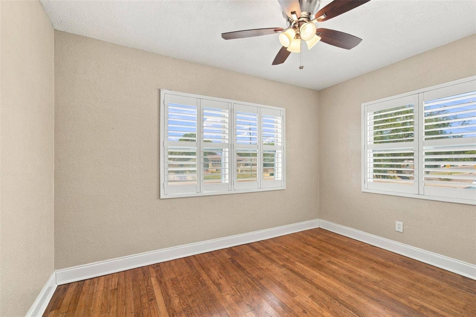 5441 113TH STREET, Seminole, FL 33772 5441 113TH STREET, Seminole, FL 33772