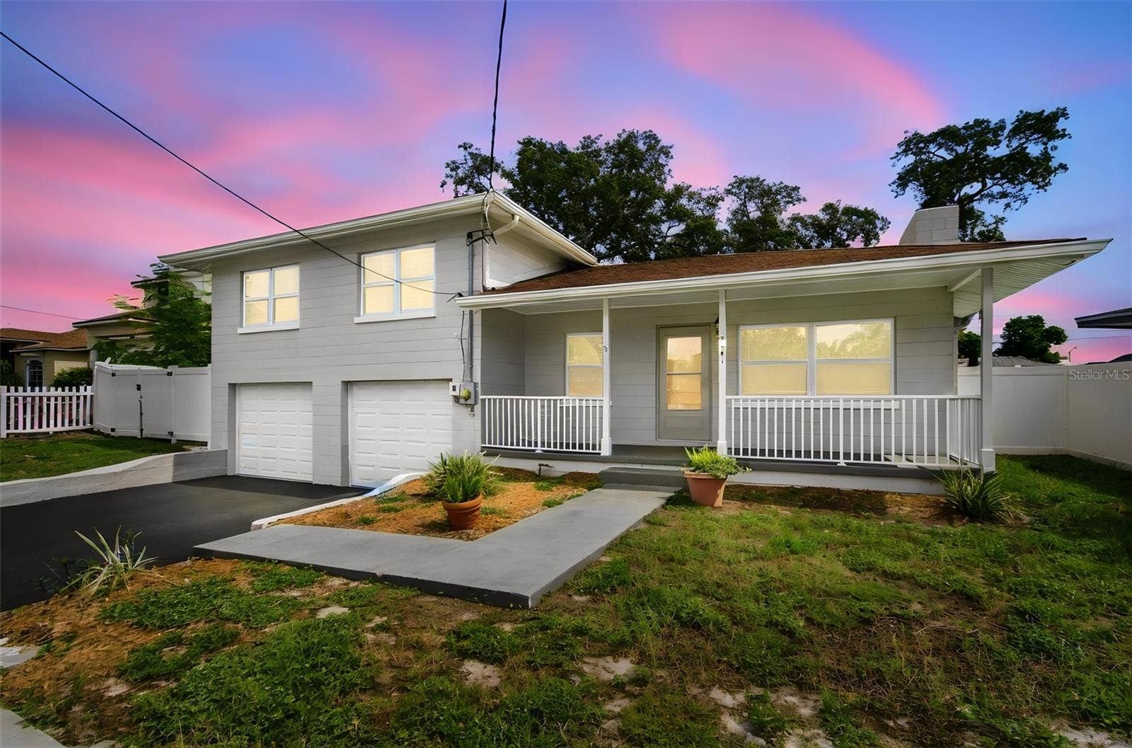 5441 113TH STREET, Seminole, FL 33772 5441 113TH STREET, Seminole, FL 33772