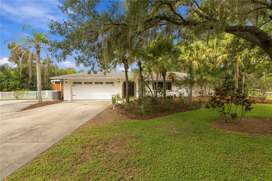 Property photo for 7402 CASTLE DRIVE, Sarasota, FL