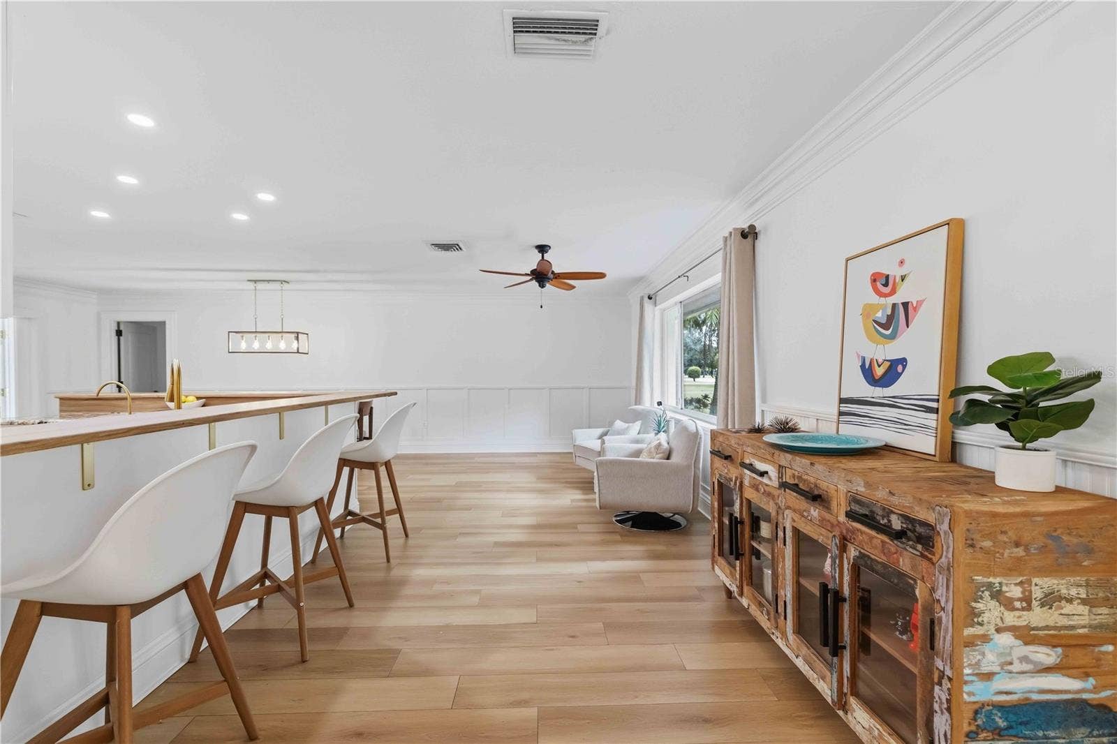 7402 CASTLE DRIVE, Sarasota, FL 34240 7402 CASTLE DRIVE, Sarasota, FL 34240