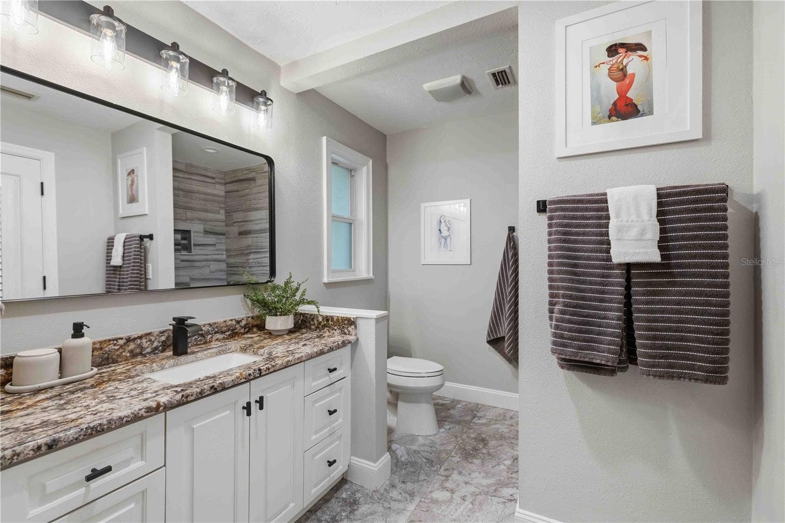 7402 CASTLE DRIVE, Sarasota, FL 34240 7402 CASTLE DRIVE, Sarasota, FL 34240