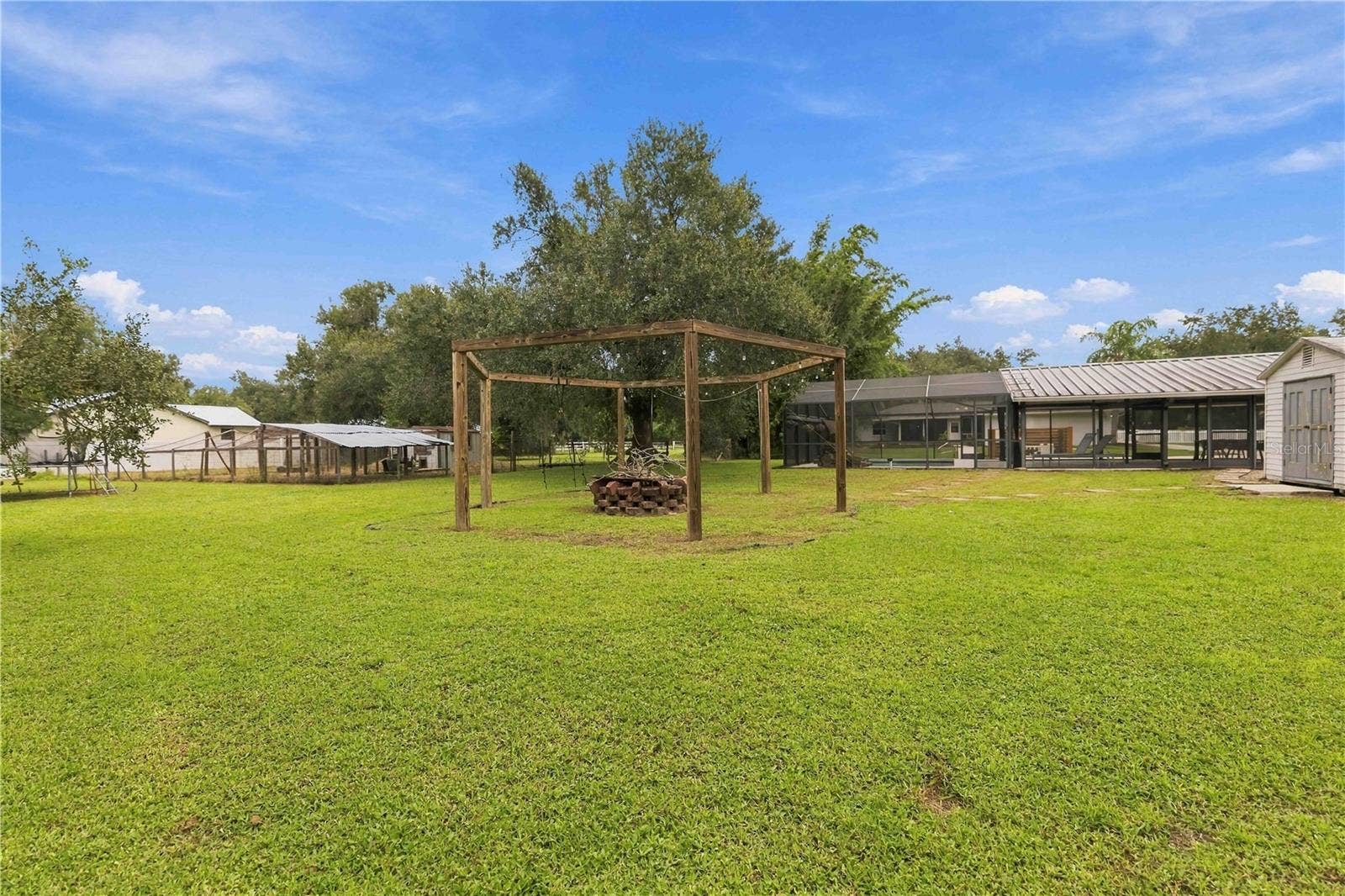 7402 CASTLE DRIVE, Sarasota, FL 34240 7402 CASTLE DRIVE, Sarasota, FL 34240