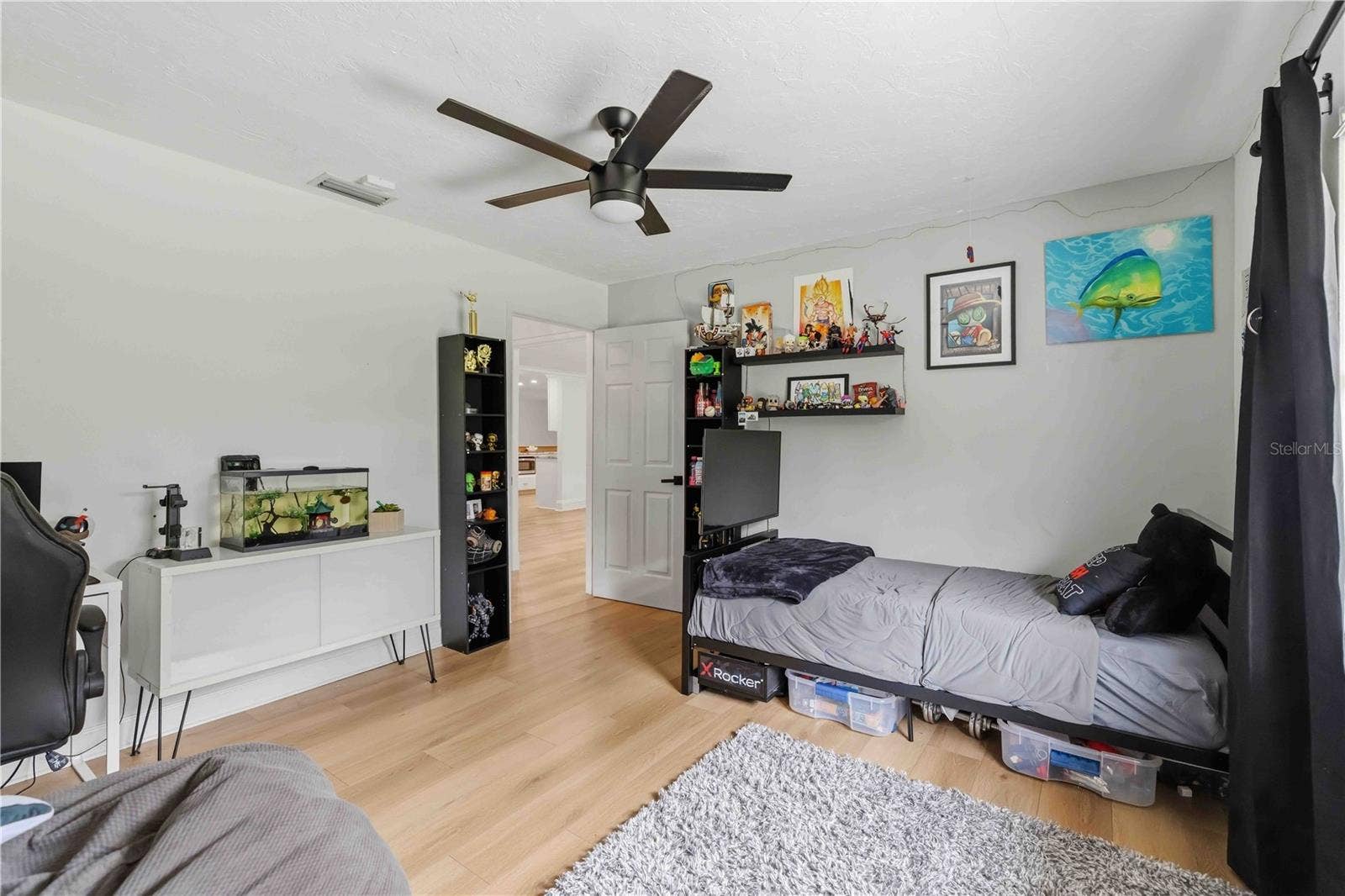 7402 CASTLE DRIVE, Sarasota, FL 34240 7402 CASTLE DRIVE, Sarasota, FL 34240