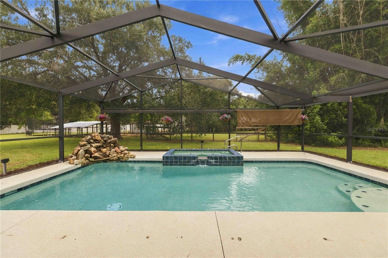 7402 CASTLE DRIVE, Sarasota, FL 34240 7402 CASTLE DRIVE, Sarasota, FL 34240