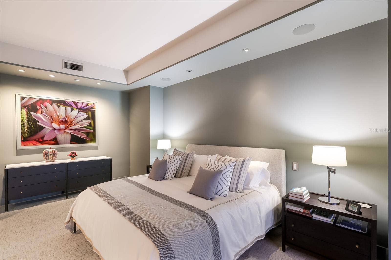 1111 RITZ CARLTON DRIVE, #1704, Sarasota, FL 34236 1111 RITZ CARLTON DRIVE, #1704, Sarasota, FL 34236