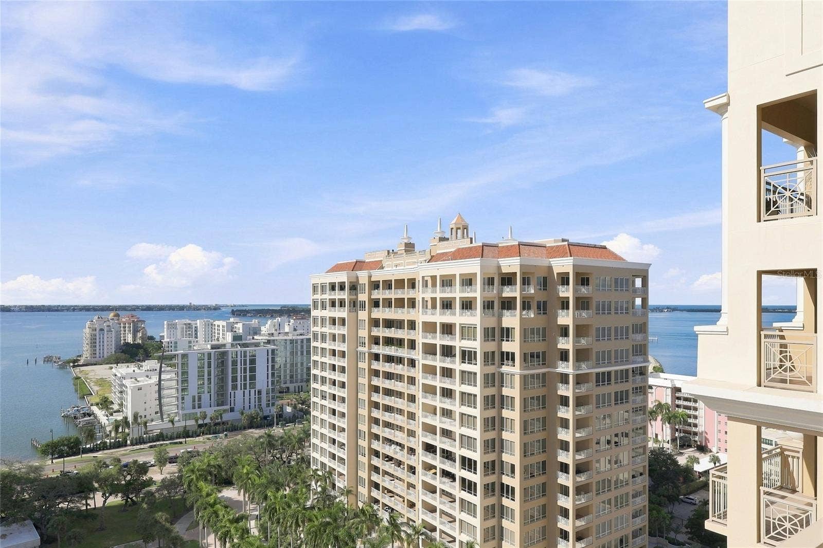 1111 RITZ CARLTON DRIVE, #1704, Sarasota, FL 34236 1111 RITZ CARLTON DRIVE, #1704, Sarasota, FL 34236