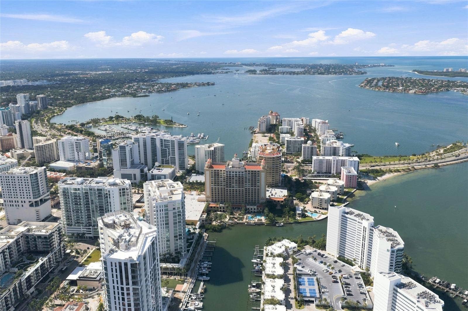 1111 RITZ CARLTON DRIVE, #1704, Sarasota, FL 34236 1111 RITZ CARLTON DRIVE, #1704, Sarasota, FL 34236