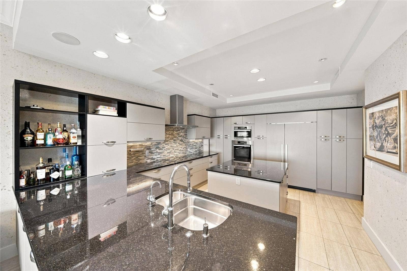 1111 RITZ CARLTON DRIVE, #1704, Sarasota, FL 34236 1111 RITZ CARLTON DRIVE, #1704, Sarasota, FL 34236