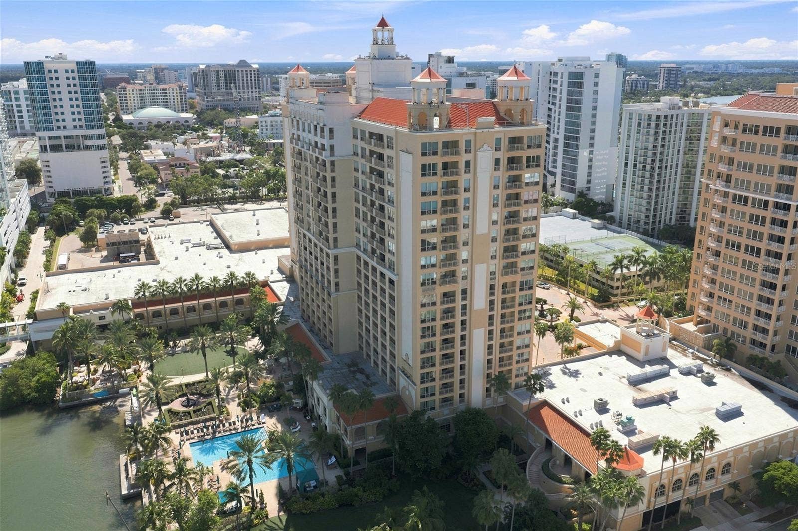 1111 RITZ CARLTON DRIVE, #1704, Sarasota, FL 34236 1111 RITZ CARLTON DRIVE, #1704, Sarasota, FL 34236