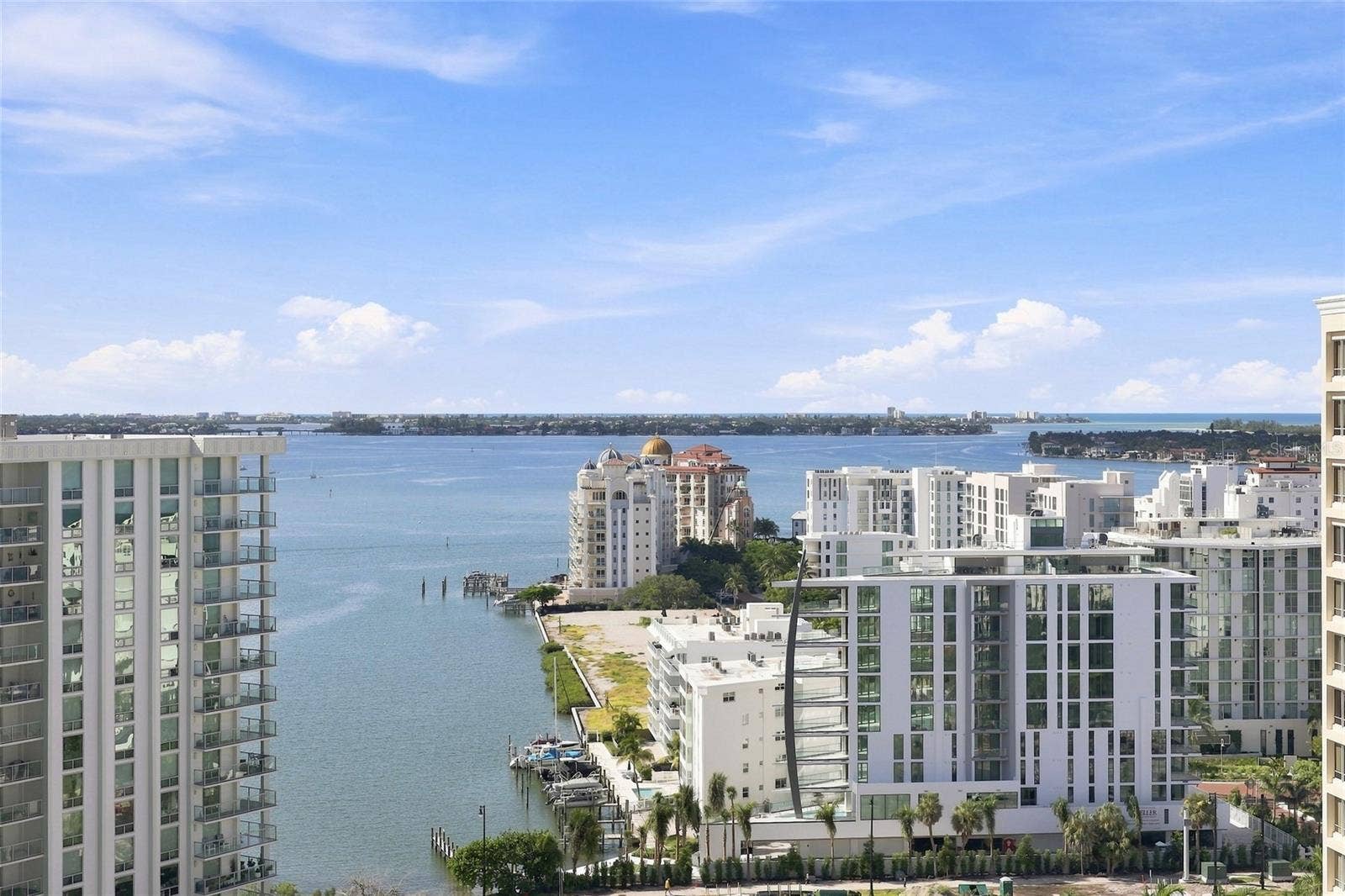 1111 RITZ CARLTON DRIVE, #1704, Sarasota, FL 34236 1111 RITZ CARLTON DRIVE, #1704, Sarasota, FL 34236