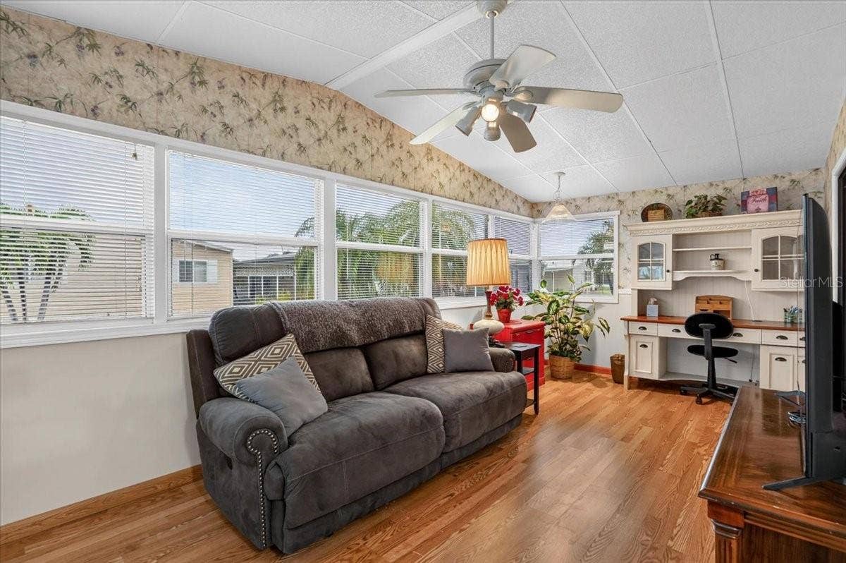 808 53RD AVENUE E, #283, Bradenton, FL 34203
