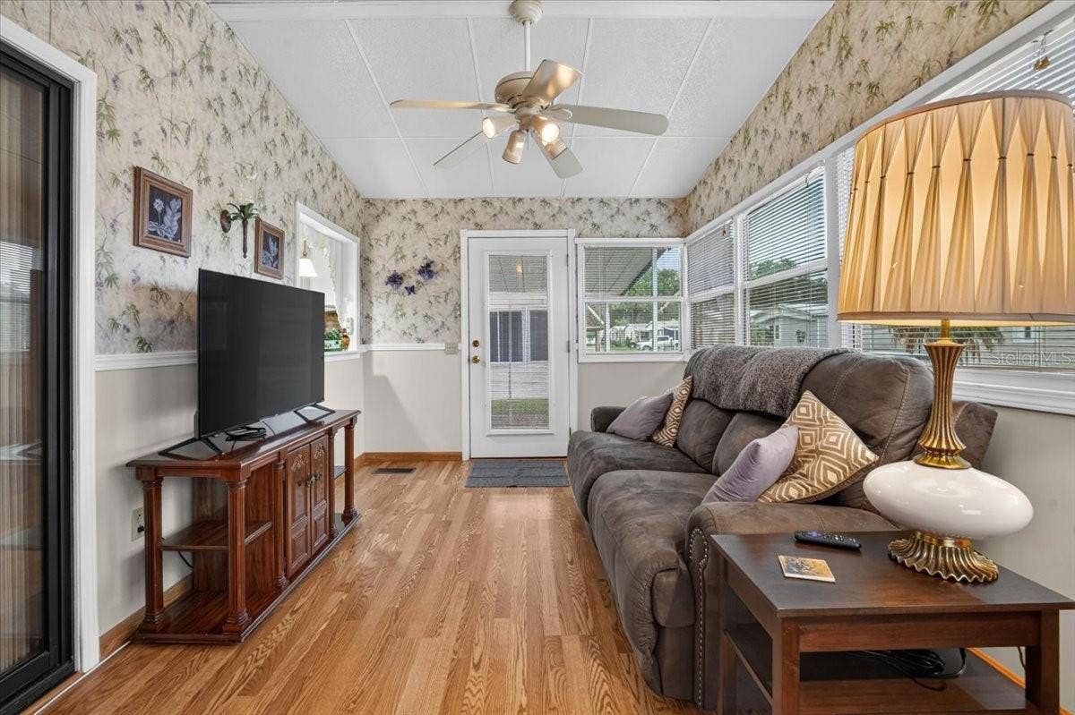 808 53RD AVENUE E, #283, Bradenton, FL 34203