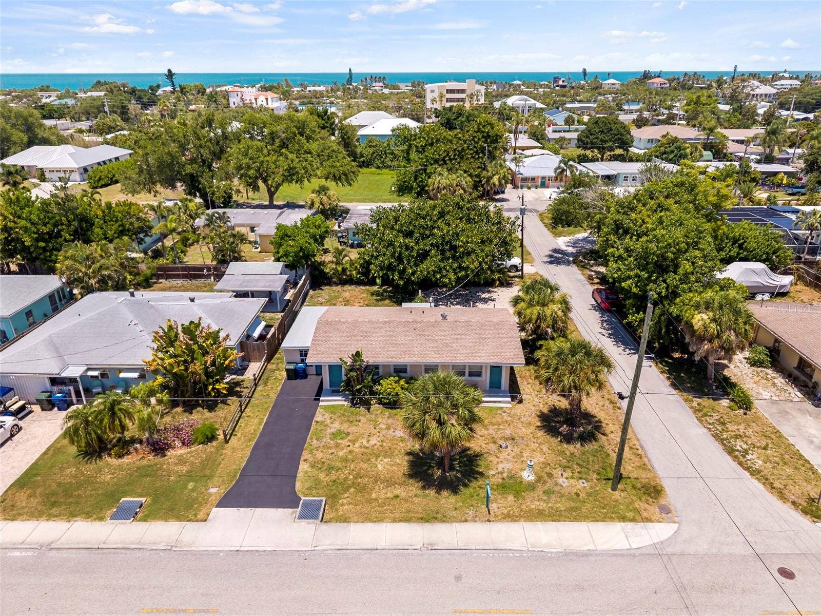 229 SHORE ROAD, Nokomis, FL 34275 229 SHORE ROAD, Nokomis, FL 34275