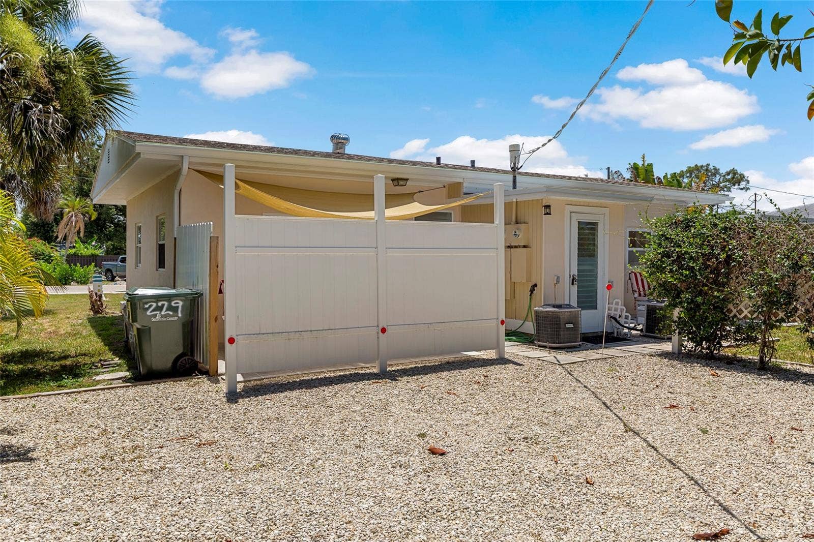 229 SHORE ROAD, Nokomis, FL 34275 229 SHORE ROAD, Nokomis, FL 34275