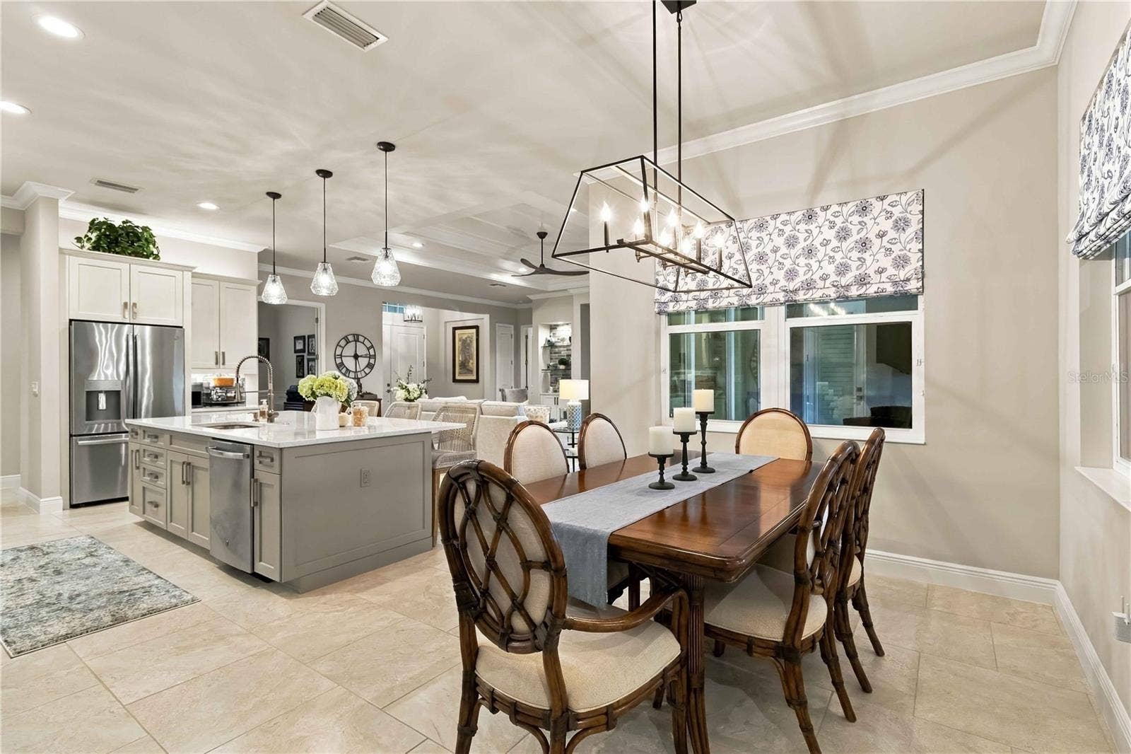 Tucked-back dining room