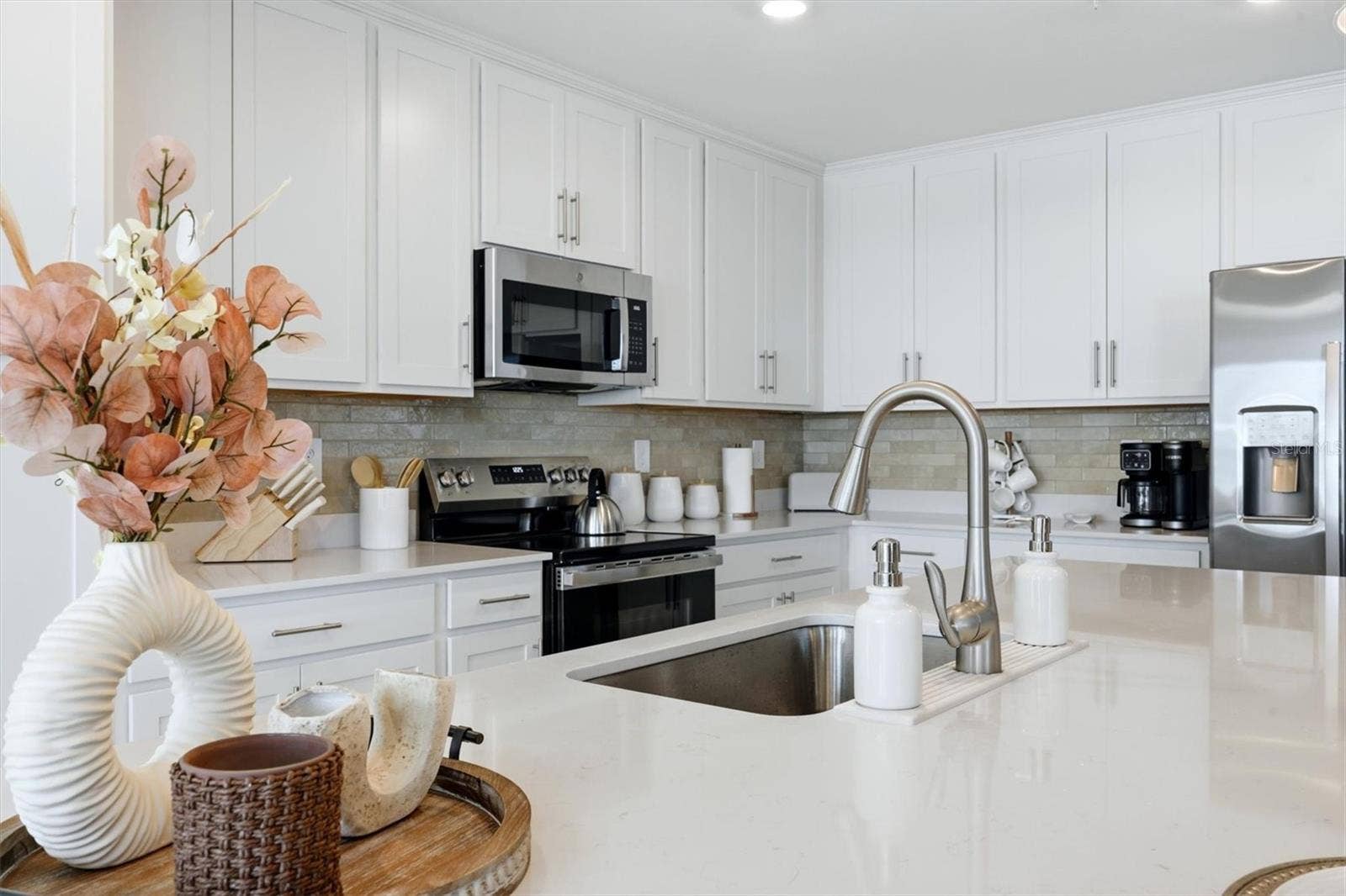 19110 SCALLOP LOOP, #203, Lakewood Ranch, FL 34211