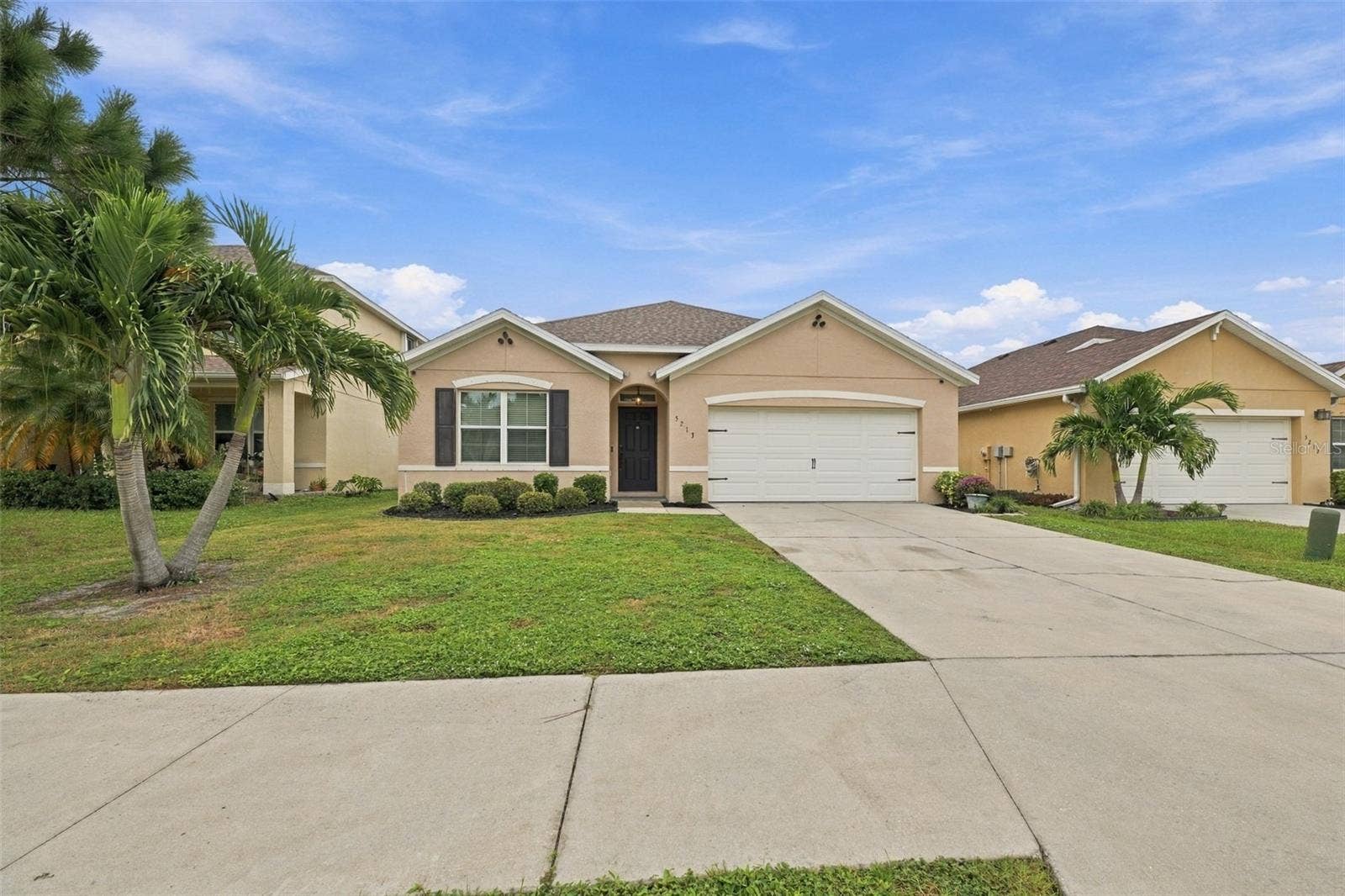 5213 11TH STREET E, Bradenton, FL 34203 Front of home
